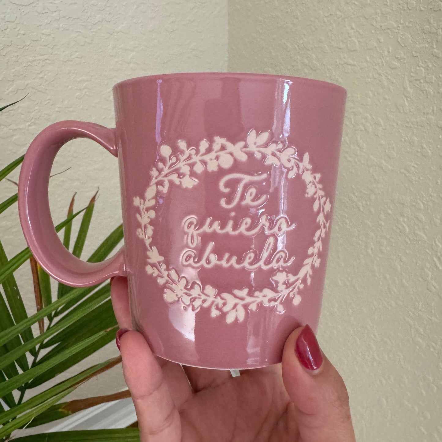 Te Quiero Abuela taza de regalo en color rosado